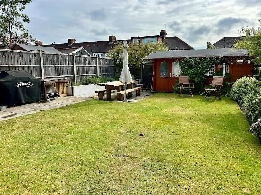 Apartment Spacious 1 Bedroom House Twickenham