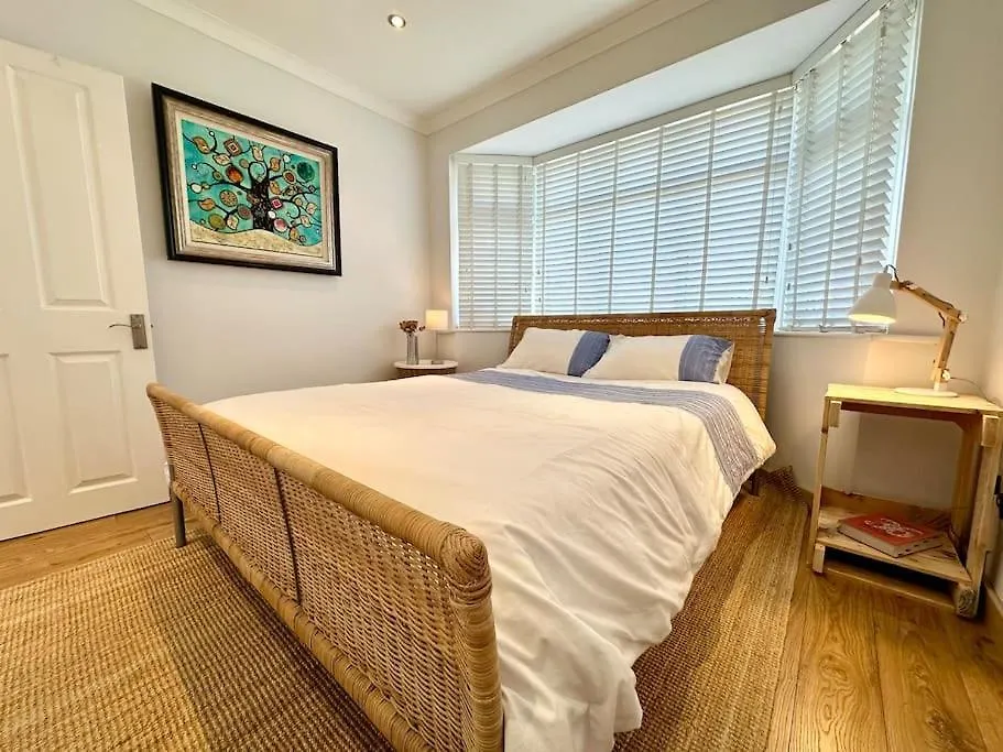 Spacious 1 Bedroom House Twickenham United Kingdom